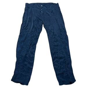Johnny was Pete and Greta women’s 6 cupra navy silky floral embroidered pants